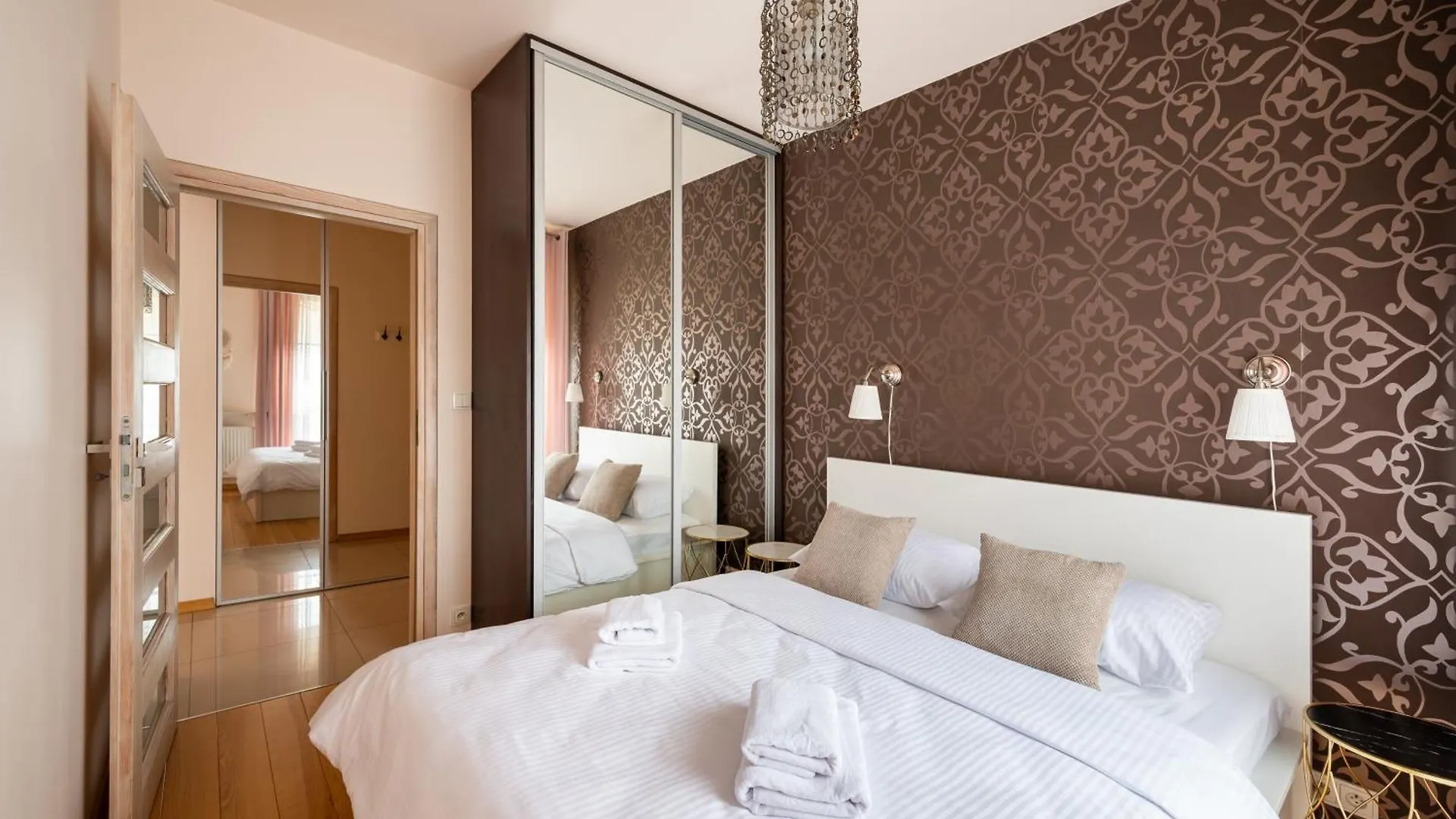 Obrzezna Beige Apartment Warsaw