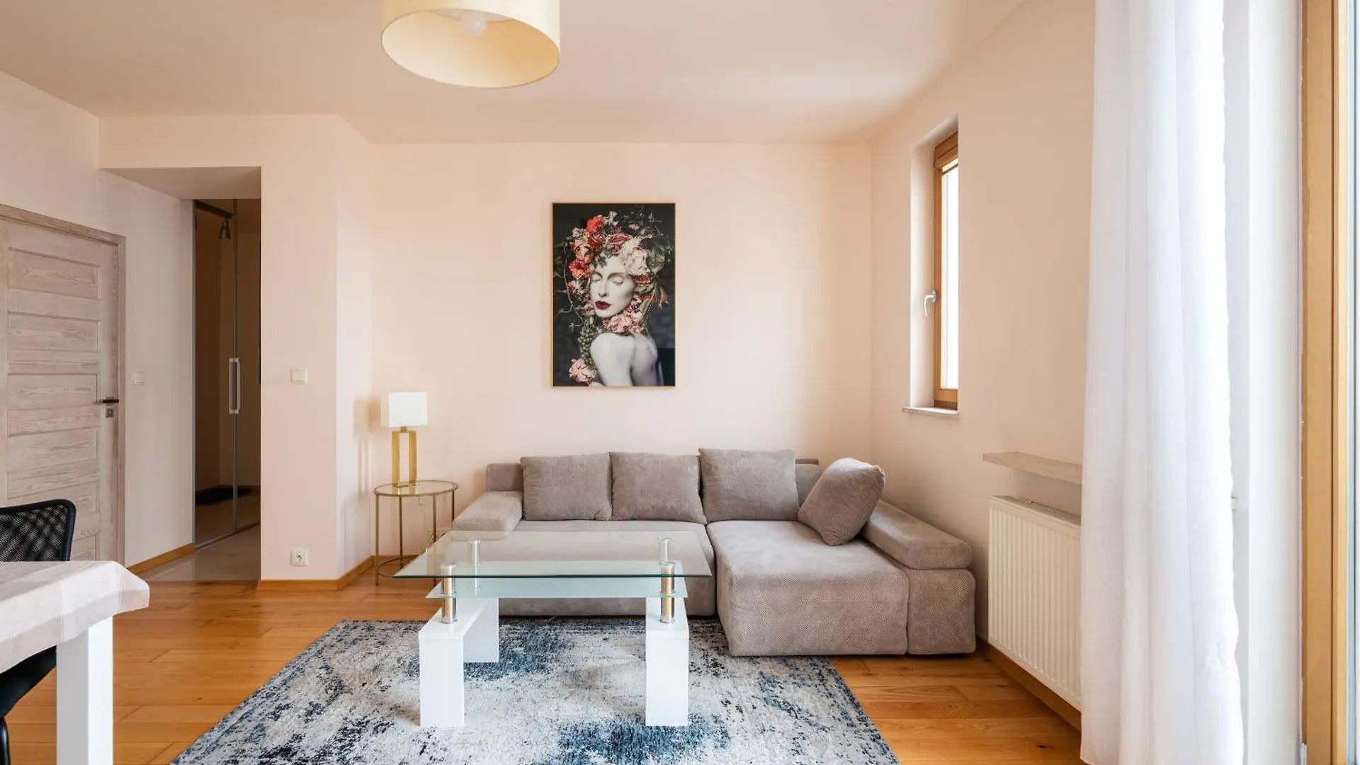 Obrzezna Beige Apartment Warsaw