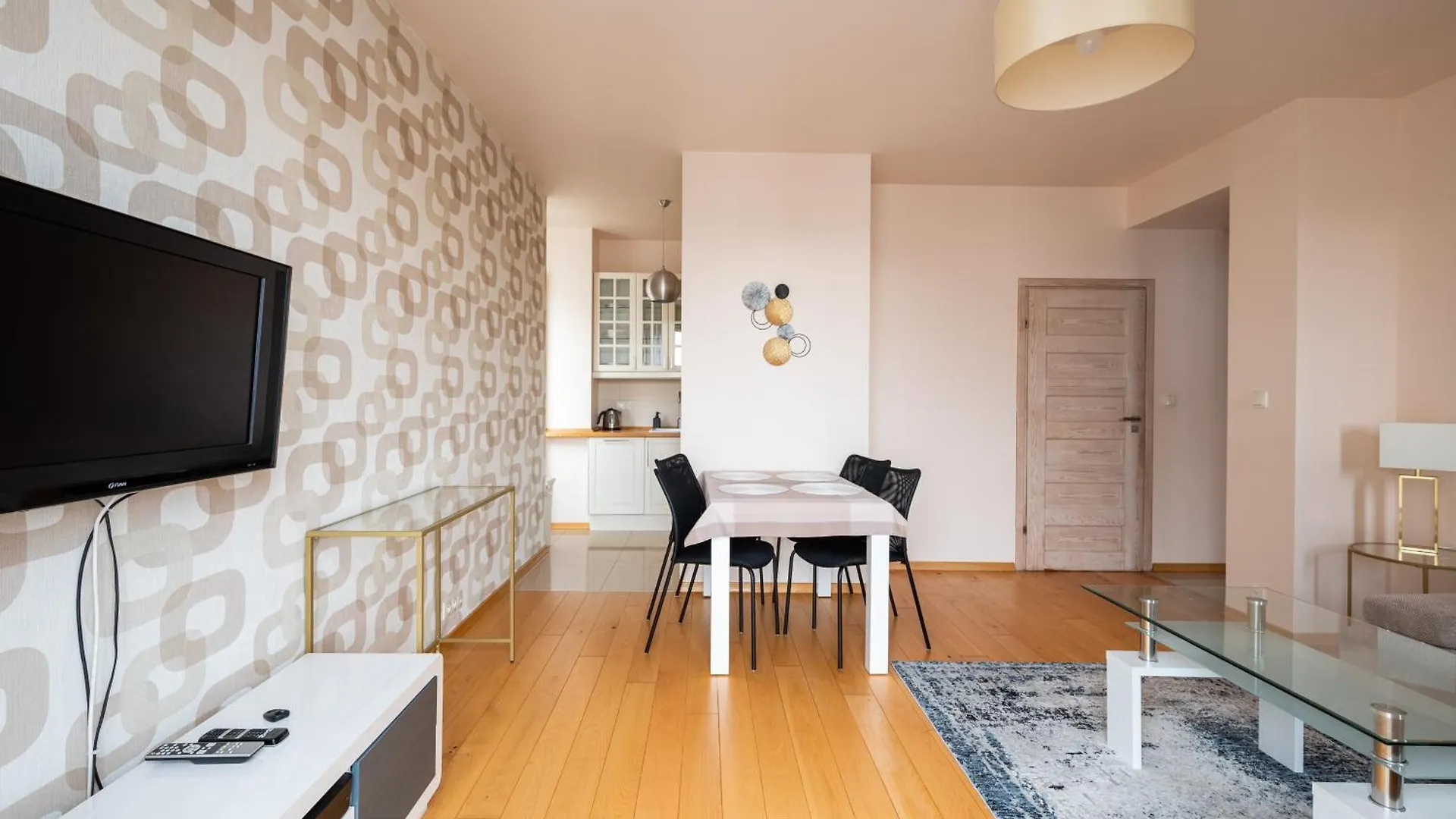 Obrzezna Beige Apartment Warsaw