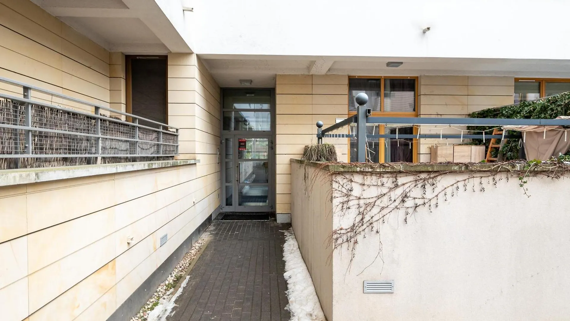 Obrzezna Beige Apartment Warsaw