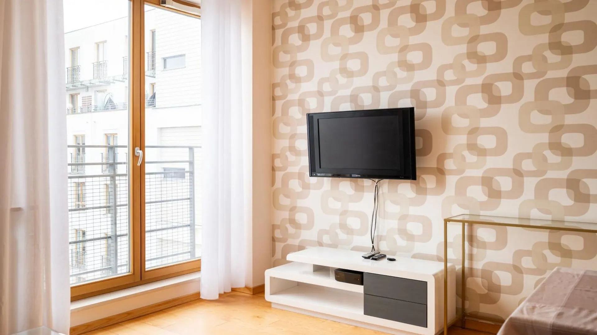Obrzezna Beige Apartment Warsaw Poland